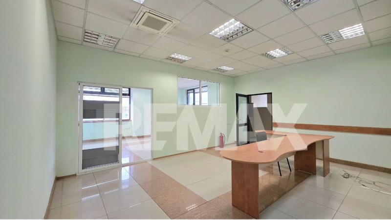 Под наем ОФИС, град Пловдив, Индустриална зона - Юг • 545 € / 1065.93 лв. • 90581662 1 — Holmes.bg Под наем ОФИС, град Пловдив, Индустриална зона - Юг • 545 € / 1065.93 лв. • 90581662 1