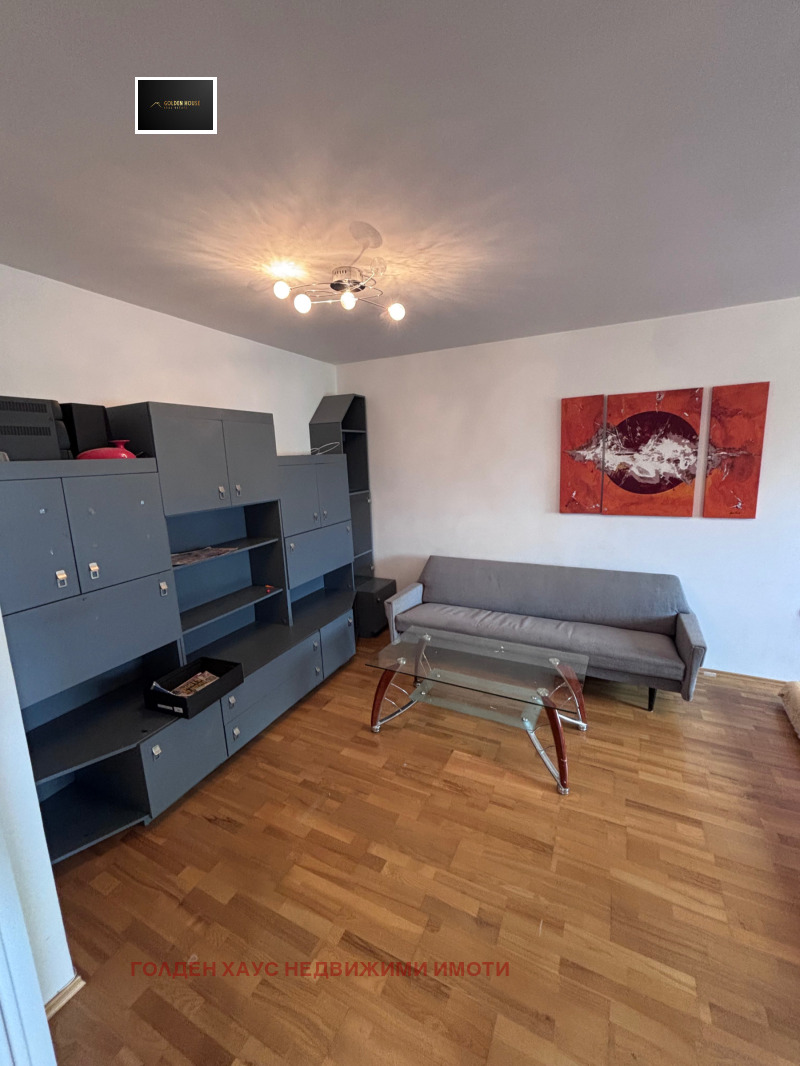 Под наем 3-СТАЕН, град София, Младост 3 • 650 € / 1271.29 лв. • 90506146 1 — Holmes.bg Под наем 3-СТАЕН, град София, Младост 3 • 650 € / 1271.29 лв. • 90506146 1
