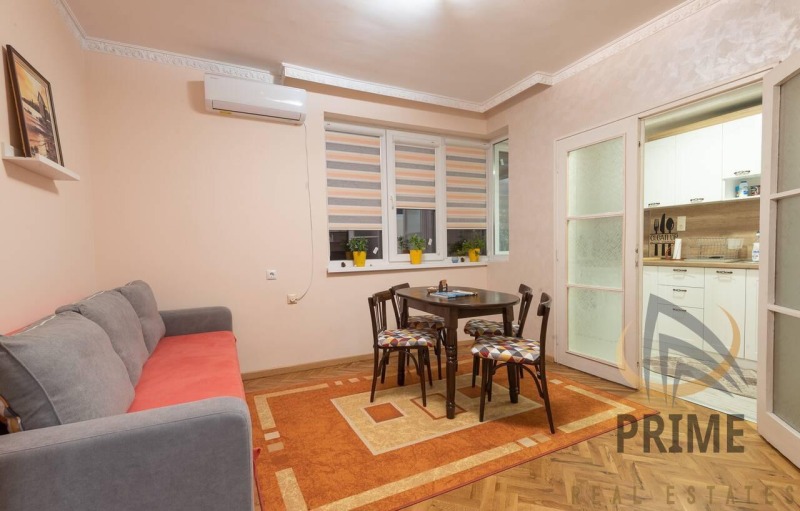 Под наем 3-СТАЕН, град Бургас, Възраждане • 550 € • 80012652 1 — Holmes.bg Под наем 3-СТАЕН, град Бургас, Възраждане • 550 € • 80012652 1
