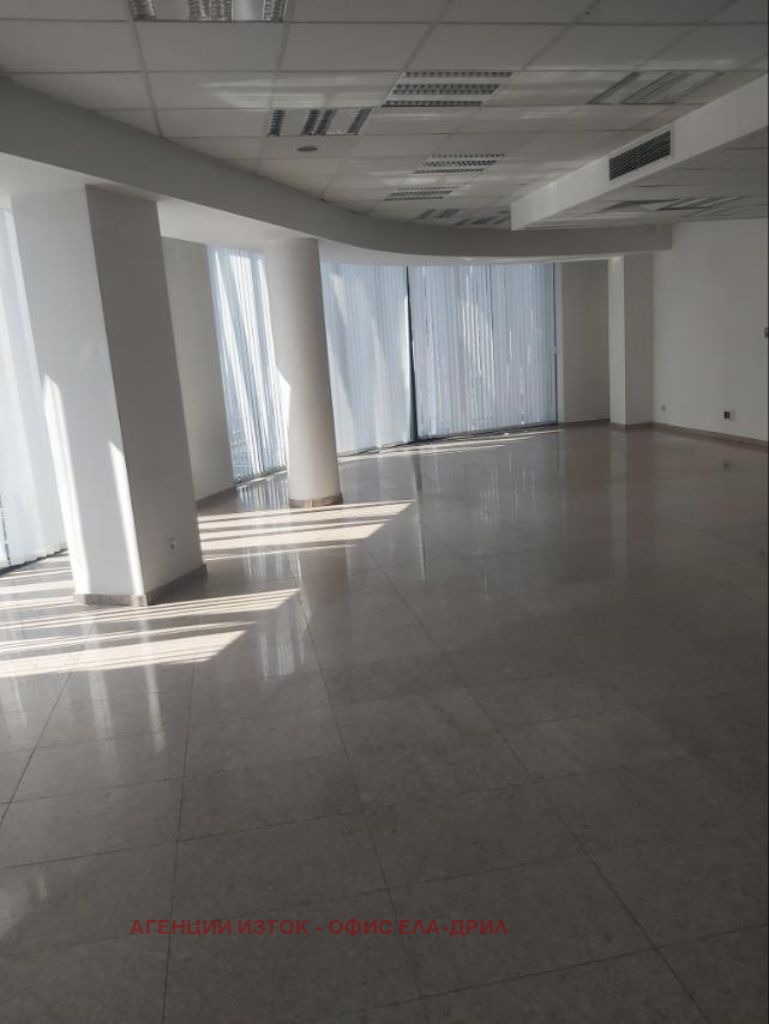 Под наем МАГАЗИН, град София, Център • 2200 € / 4302.83 лв. • 45385903 1 — Holmes.bg Под наем МАГАЗИН, град София, Център • 2200 € / 4302.83 лв. • 45385903 1