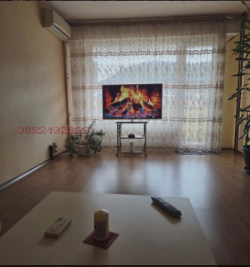 Под наем 3-СТАЕН, град Шумен, Томбул джамия • 350 € / 684.54 лв. • 69449285 1 — Holmes.bg Под наем 3-СТАЕН, град Шумен, Томбул джамия • 350 € / 684.54 лв. • 69449285 1
