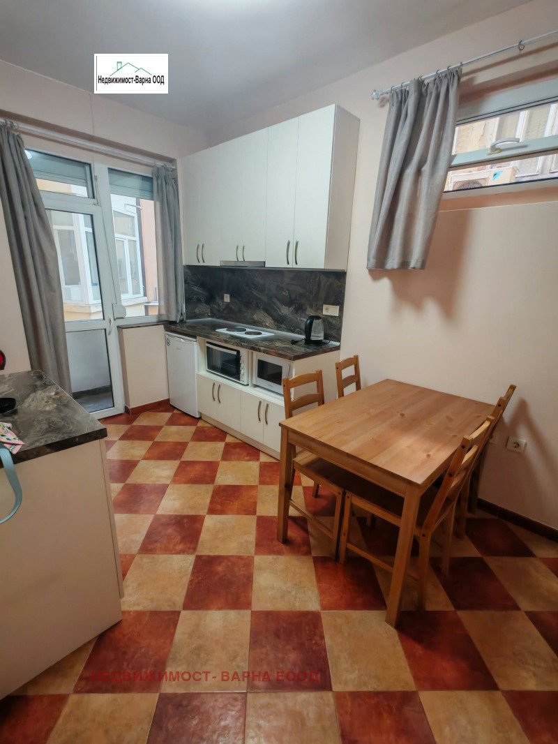 Под наем 4-СТАЕН, град Варна, Гръцка махала • 950 € • 59516105 1 — Holmes.bg Под наем 4-СТАЕН, град Варна, Гръцка махала • 950 € • 59516105 1