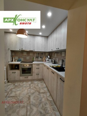 Обява Дава под наем 3-СТАЕН,град София, Център