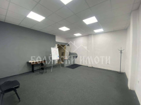 ОФИС, 117 m2 - Holmes.bg ОФИС, 117 m2
