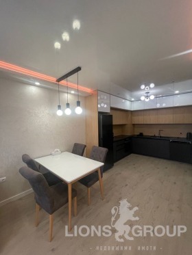 3-СТАЕН, 100 m2 - Holmes.bg 3-СТАЕН, 100 m2