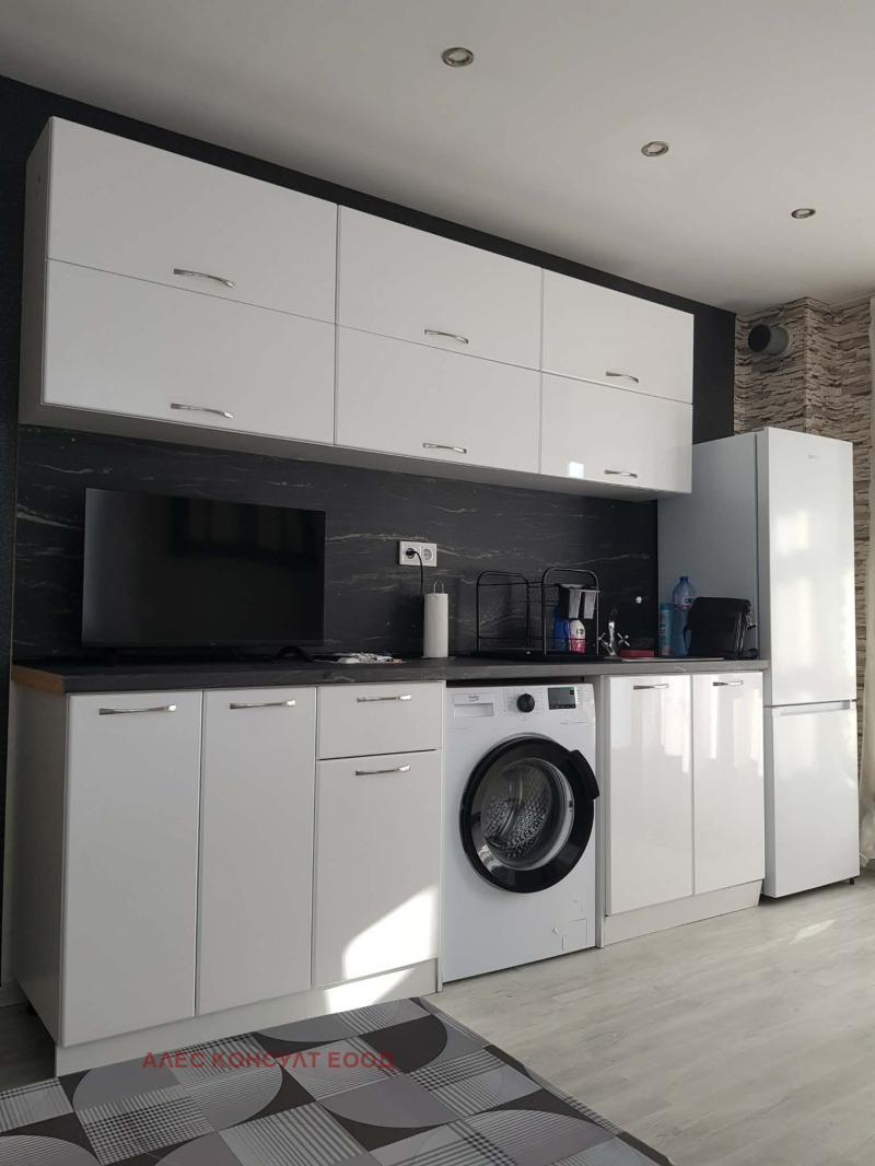 Под наем 2-СТАЕН, град София, Левски Г • 650 € / 1271.29 лв. • 22652316 1 — Holmes.bg Под наем 2-СТАЕН, град София, Левски Г • 650 € / 1271.29 лв. • 22652316 1