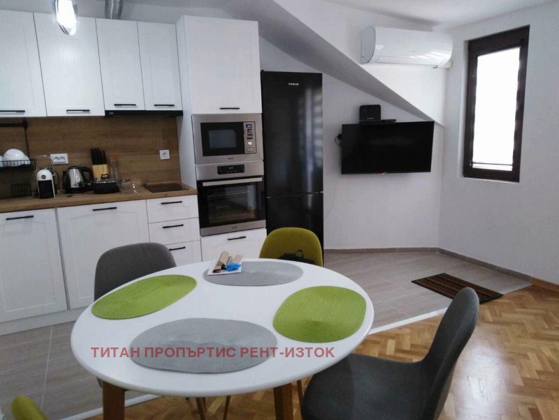 Под наем 2-СТАЕН, град Бургас, Център • 900 лв. / 460.16 € • 84121226 1 — Holmes.bg Под наем 2-СТАЕН, град Бургас, Център • 900 лв. / 460.16 € • 84121226 1