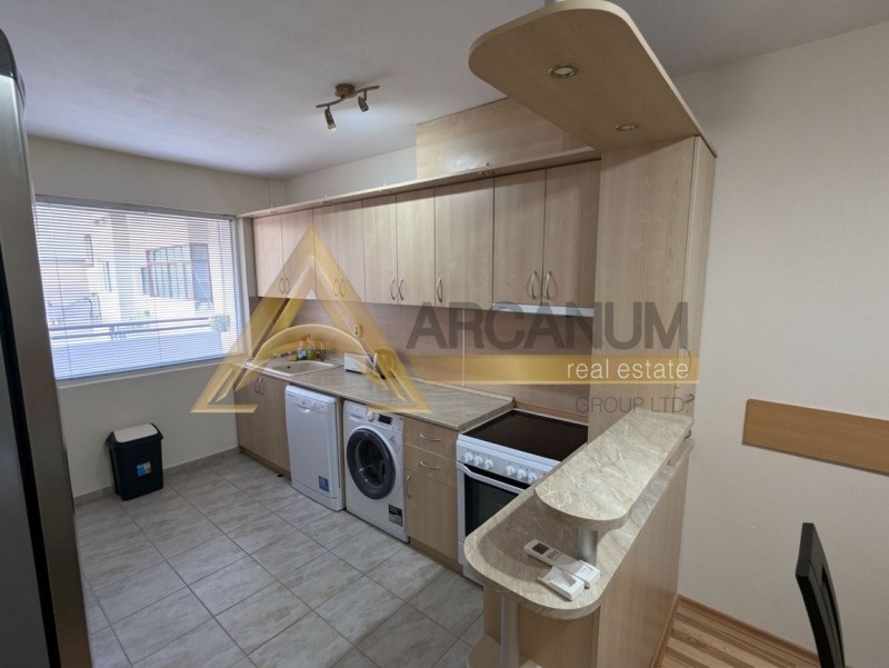 Под наем 4-СТАЕН, град Варна, Център • 900 € / 1760.25 лв. • 98340441 1 — Holmes.bg Под наем 4-СТАЕН, град Варна, Център • 900 € / 1760.25 лв. • 98340441 1