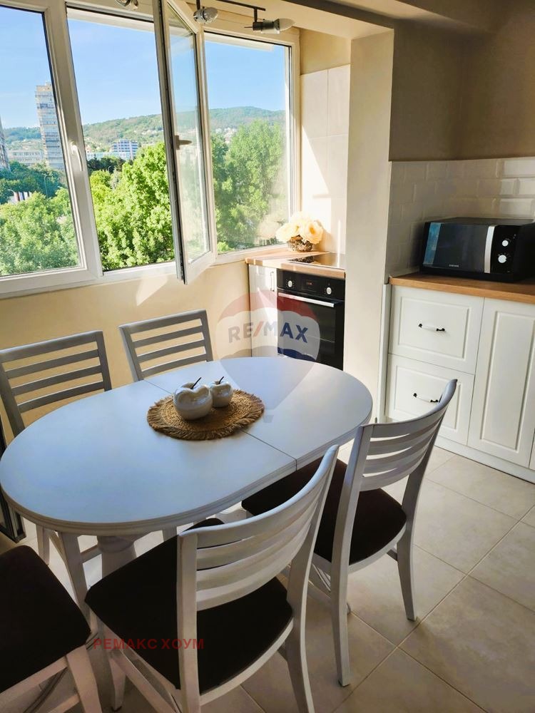 Под наем 2-СТАЕН, град Варна, Чайка • 850 € / 1662.46 лв. • 95830751 1 — Holmes.bg Под наем 2-СТАЕН, град Варна, Чайка • 850 € / 1662.46 лв. • 95830751 1