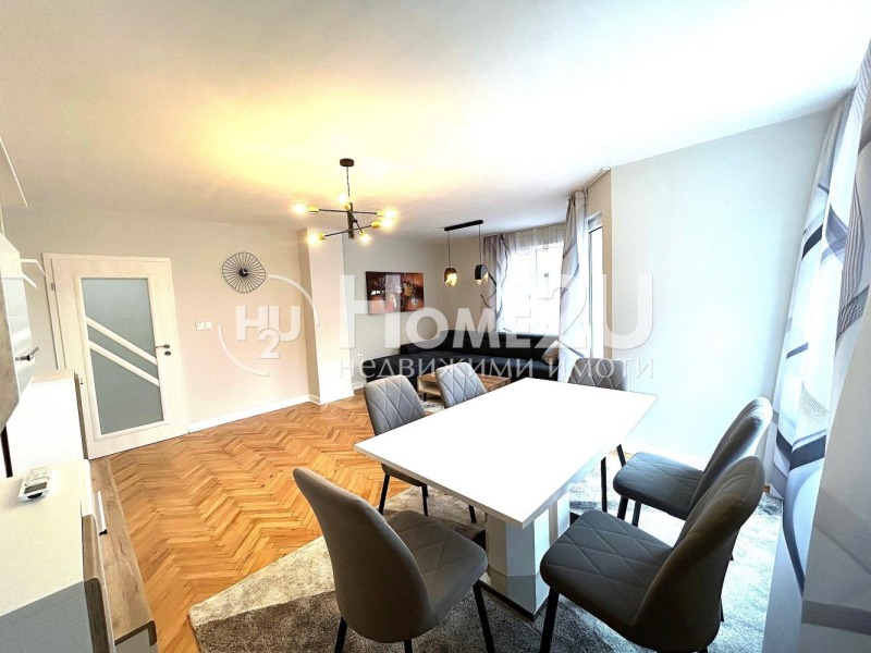 Под наем 4-СТАЕН, град София, Гео Милев • 1090 € / 2131.85 лв. • 19239014 1 — Holmes.bg Под наем 4-СТАЕН, град София, Гео Милев • 1090 € / 2131.85 лв. • 19239014 1