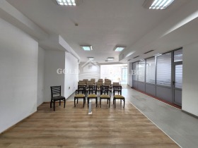 ОФИС, 642 m2 - Holmes.bg ОФИС, 642 m2