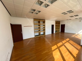 Офиси под наем в град Бургас, Братя Миладинови - изображение 2 
