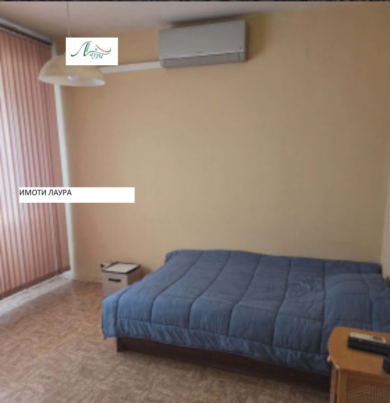 Под наем 3-СТАЕН, град Шумен, Томбул джамия • 350 € • 44459761 1 — Holmes.bg Под наем 3-СТАЕН, град Шумен, Томбул джамия • 350 € • 44459761 1