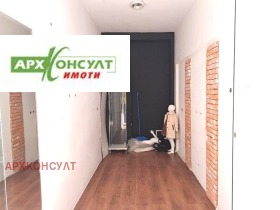 МАГАЗИН, 8 m2 - Holmes.bg МАГАЗИН, 8 m2