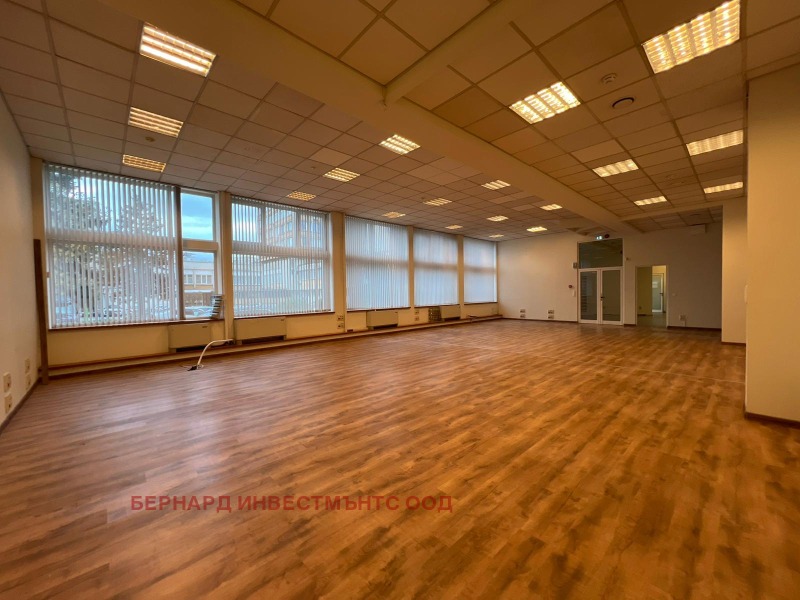 Под наем ОФИС, град София, Гео Милев • 2140 € / 4185.48 лв. • 30747000 1 — Holmes.bg Под наем ОФИС, град София, Гео Милев • 2140 € / 4185.48 лв. • 30747000 1