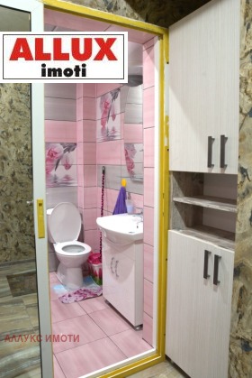 Обява Дава под наем 3-СТАЕН,град Русе, Център>