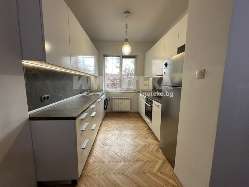 Под наем 3-СТАЕН, град София, Център • 1200 € • 47717044 1 — Holmes.bg Под наем 3-СТАЕН, град София, Център • 1200 € • 47717044 1
