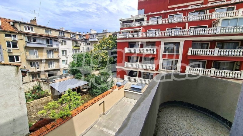 Под наем 4-СТАЕН, град Варна, Център • 650 € / 1271.29 лв. • 63089594 1 — Holmes.bg Под наем 4-СТАЕН, град Варна, Център • 650 € / 1271.29 лв. • 63089594 1