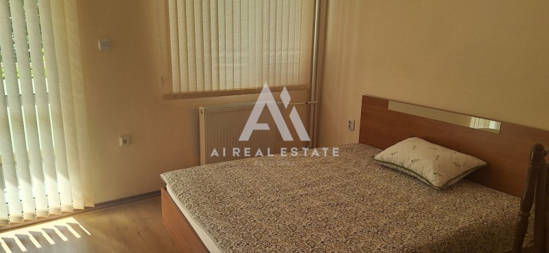 Под наем 2-СТАЕН, град Плевен, Идеален център • 420 € • 81867072 1 — Holmes.bg Под наем 2-СТАЕН, град Плевен, Идеален център • 420 € • 81867072 1