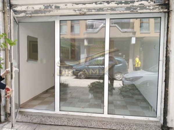 Дава под наем Офис град Пловдив , Кършияка , 20 кв.м | 28655510 — Imoti.com Дава под наем Офис град Пловдив , Кършияка , 20 кв.м | 28655510