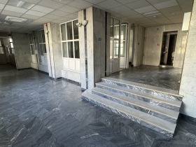 Обява Дава под наем МАГАЗИН,гр. Севлиево, област Габрово