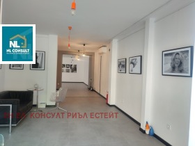 Обява Дава под наем ОФИС,град Пловдив, Център