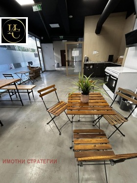 Обява Дава под наем СТАЯ,град Варна, Център