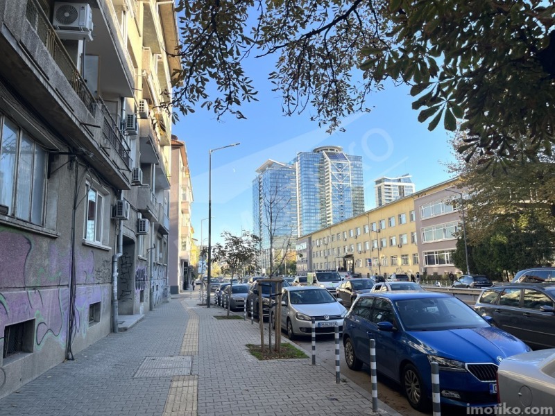 Под наем МАГАЗИН, град София, Център • 500 € / 977.91 лв. • 97549446 1 — Holmes.bg Под наем МАГАЗИН, град София, Център • 500 € / 977.91 лв. • 97549446 1