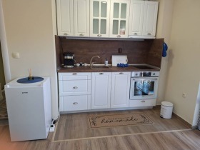 Обява Дава под наем 2-СТАЕН,град Пазарджик, Идеален център