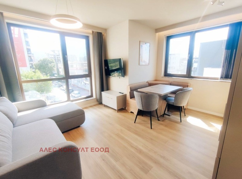 Под наем 3-СТАЕН, град София, Малинова долина • 950 € • 79534845 1 — Holmes.bg Под наем 3-СТАЕН, град София, Малинова долина • 950 € • 79534845 1