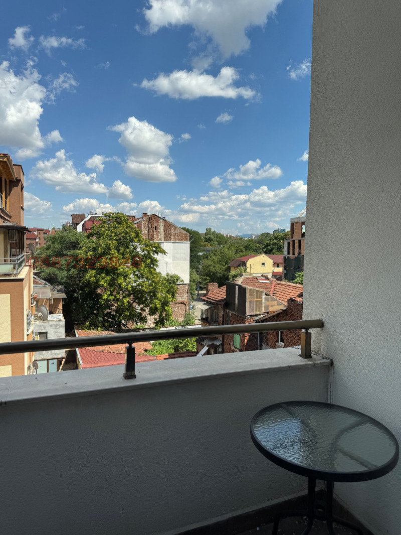 Под наем 3-СТАЕН, град София, Зона Б-18 • 950 € / 1858.04 лв. • 32210669 1 — Holmes.bg Под наем 3-СТАЕН, град София, Зона Б-18 • 950 € / 1858.04 лв. • 32210669 1