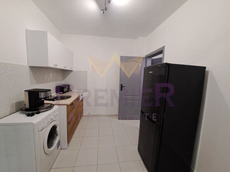 Под наем 4-СТАЕН, град Варна, Лятно кино Тракия • 640 € / 1251.73 лв. • 76592761 1 — Holmes.bg Под наем 4-СТАЕН, град Варна, Лятно кино Тракия • 640 € / 1251.73 лв. • 76592761 1