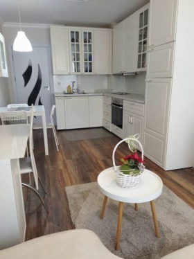 2-СТАЕН, 70 m2 - Holmes.bg 2-СТАЕН, 70 m2