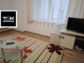 Обява Дава под наем 2-СТАЕН,град Пловдив, Център