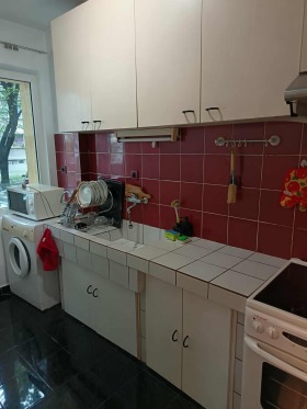 Обява Дава под наем 3-СТАЕН,град Стара Загора, Център>