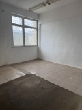 Под наем МАГАЗИН, град Плевен, Индустриална зона - Изток • 850 лв. / 434.60 € • 19197364 4 — Holmes.bg Под наем МАГАЗИН, град Плевен, Индустриална зона - Изток • 850 лв. / 434.60 € • 19197364 4