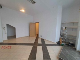 ОФИС, 30 m2 - Holmes.bg ОФИС, 30 m2