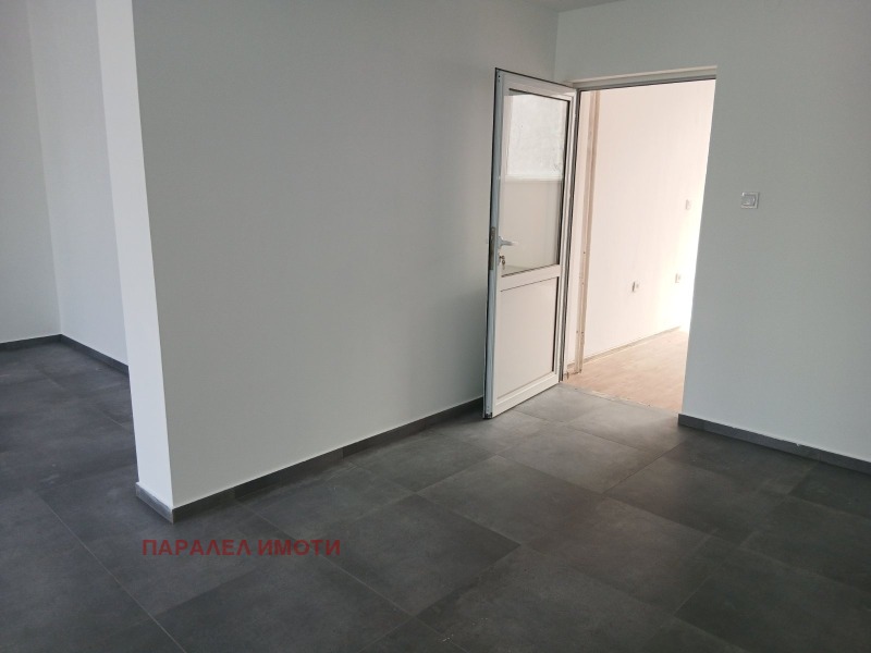 Под наем МАГАЗИН, град Пловдив, Тракия • 1600 € / 3129.33 лв. • 77821674 1 — Holmes.bg Под наем МАГАЗИН, град Пловдив, Тракия • 1600 € / 3129.33 лв. • 77821674 1