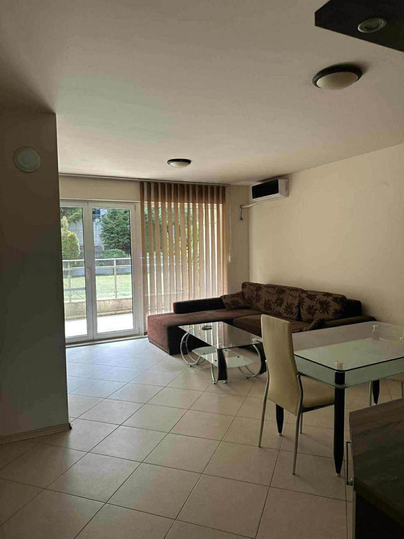 Под наем 3-СТАЕН, град София, Симеоново • 711 € / 1390.60 лв. • 75045948 1 — Holmes.bg Под наем 3-СТАЕН, град София, Симеоново • 711 € / 1390.60 лв. • 75045948 1