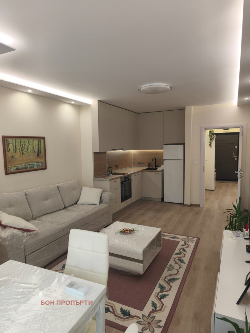 Под наем 2-СТАЕН, град София, Люлин 10 • 500 € / 977.91 лв. • 12128080 1 — Holmes.bg Под наем 2-СТАЕН, град София, Люлин 10 • 500 € / 977.91 лв. • 12128080 1