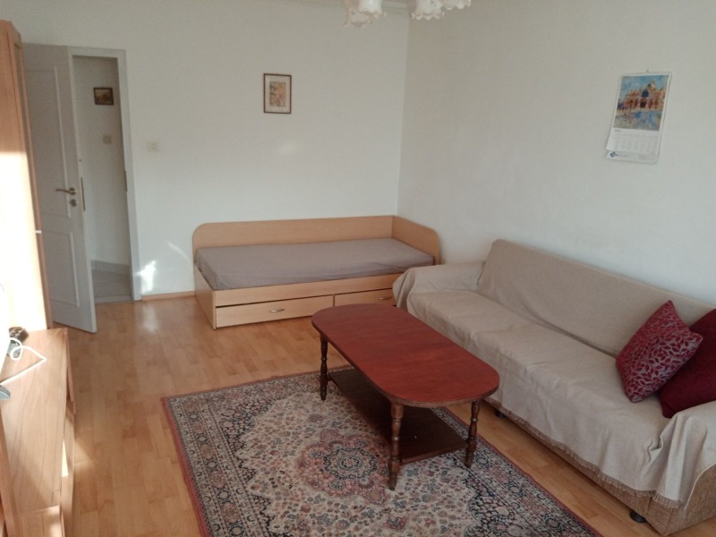 Под наем 1-СТАЕН, град Велико Търново, Център • 260 € • 13109465 1 — Holmes.bg Под наем 1-СТАЕН, град Велико Търново, Център • 260 € • 13109465 1