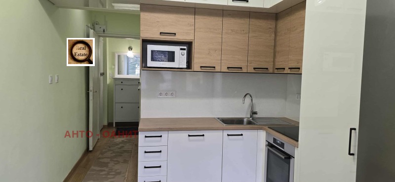 Под наем 3-СТАЕН, град София, Център • 995 € / 1946.05 лв. • 95167122 1 — Holmes.bg Под наем 3-СТАЕН, град София, Център • 995 € / 1946.05 лв. • 95167122 1