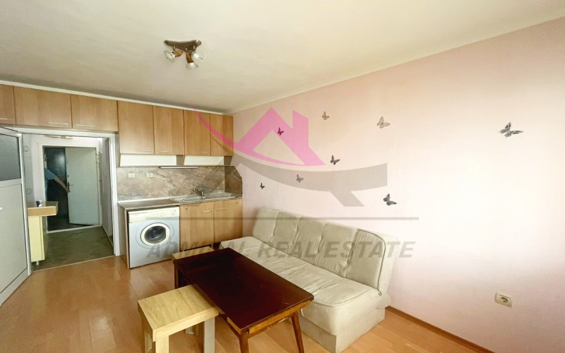 Под наем 1-СТАЕН, град Варна, Младост 1 • 225 € / 440.06 лв. • 78763899 1 — Holmes.bg Под наем 1-СТАЕН, град Варна, Младост 1 • 225 € / 440.06 лв. • 78763899 1