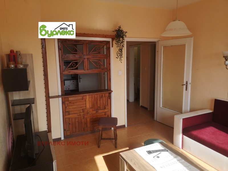 Под наем 2-СТАЕН, град Варна, Бизнес хотел • 700 лв. / 357.90 € • 42328462 1 — Holmes.bg Под наем 2-СТАЕН, град Варна, Бизнес хотел • 700 лв. / 357.90 € • 42328462 1