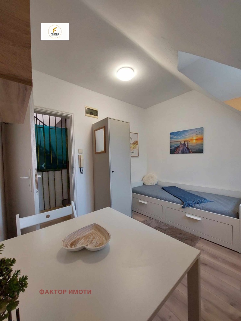 Под наем 1-СТАЕН, град Варна, Лятно кино Тракия • 180 € / 352.05 лв. • 25141591 1 — Holmes.bg Под наем 1-СТАЕН, град Варна, Лятно кино Тракия • 180 € / 352.05 лв. • 25141591 1