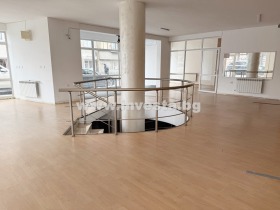 МАГАЗИН, 295 m2 - Holmes.bg МАГАЗИН, 295 m2