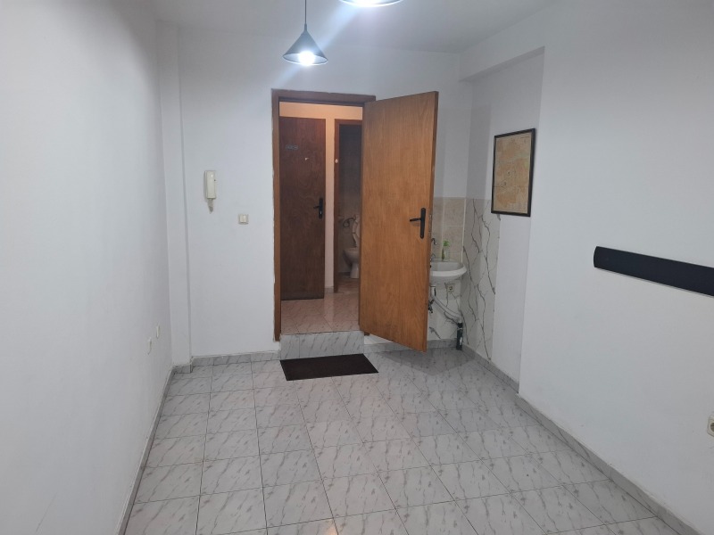 Под наем ОФИС, град Пловдив, Център • 150 € • 86535969 1 — Holmes.bg Под наем ОФИС, град Пловдив, Център • 150 € • 86535969 1