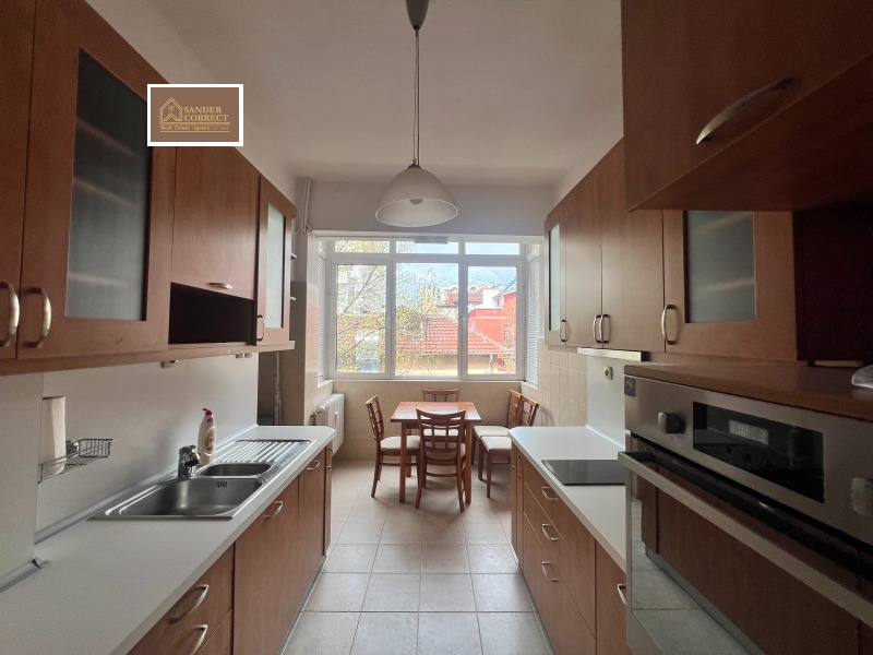 Под наем 3-СТАЕН, град София, Център • 1000 € / 1955.83 лв. • 41114042 1 — Holmes.bg Под наем 3-СТАЕН, град София, Център • 1000 € / 1955.83 лв. • 41114042 1