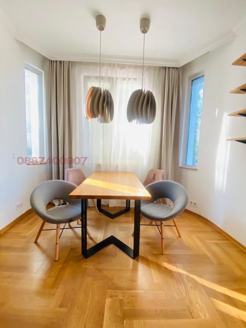 Под наем 3-СТАЕН, град София, Лозенец • 1050 € / 2053.62 лв. • 41911118 1 — Holmes.bg Под наем 3-СТАЕН, град София, Лозенец • 1050 € / 2053.62 лв. • 41911118 1