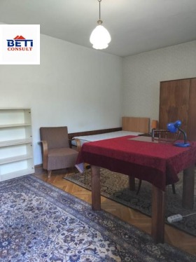 СТАЯ, 20 m2 - Holmes.bg СТАЯ, 20 m2